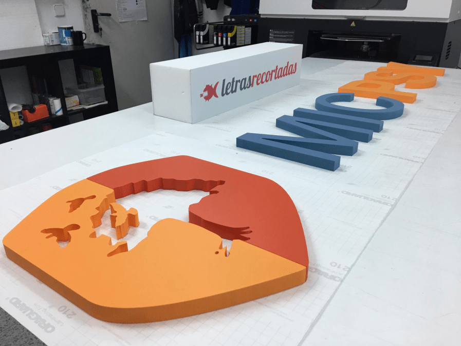 Logotipo corp&oacute;reo