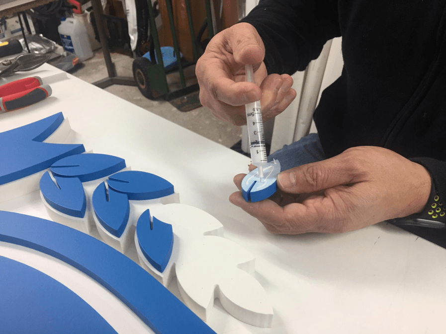 Logotipo corp&oacute;reo