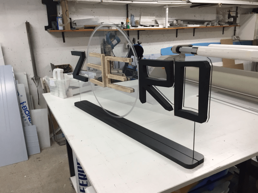 Logotipo corp&oacute;reo